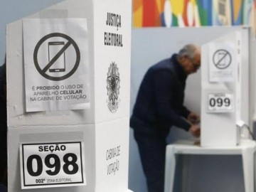 Lorem Ipsum is simply dummy text of the printing and typesetting industry. 