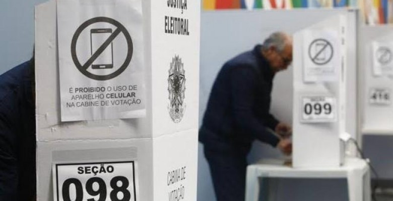 Lorem Ipsum is simply dummy text of the printing and typesetting industry. 